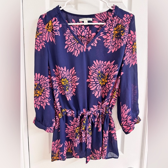 Banana Republic Other - Banana Republic Floral V-Neck Sheer Blouse Cover Up - Size M - Peplum Style